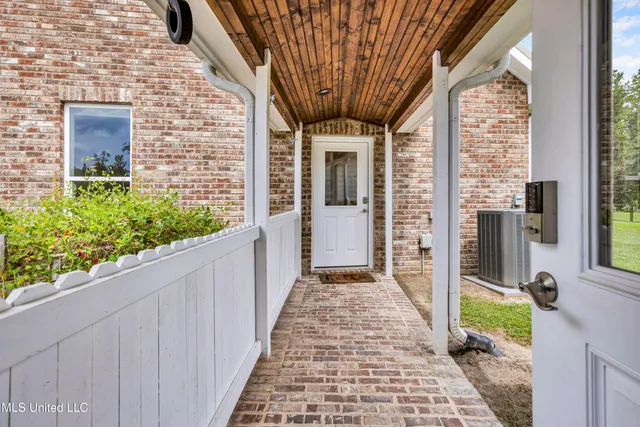 $599,000 | 7 Bridge View, Carriere, MS 39426