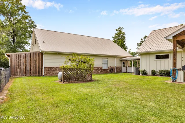 $599,000 | 7 Bridge View, Carriere, MS 39426