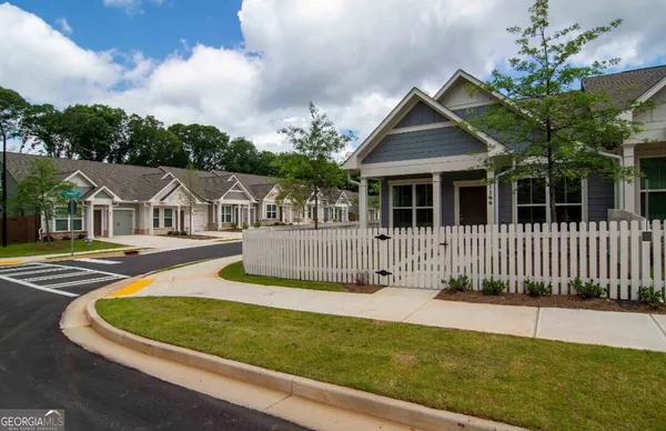 $2,460 | 1151 Hunter Trail, Unit 30, Acworth, GA 30102