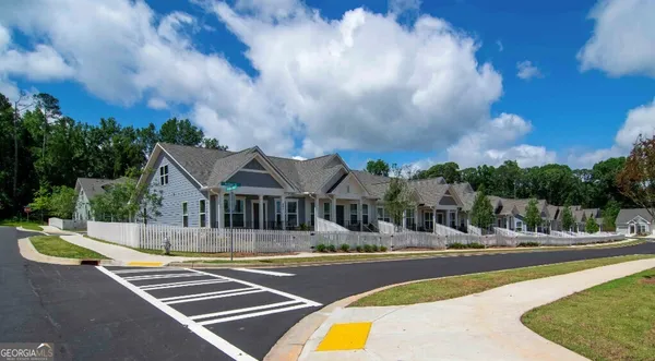 $2,460 | 1151 Hunter Trail, Unit 30, Acworth, GA 30102