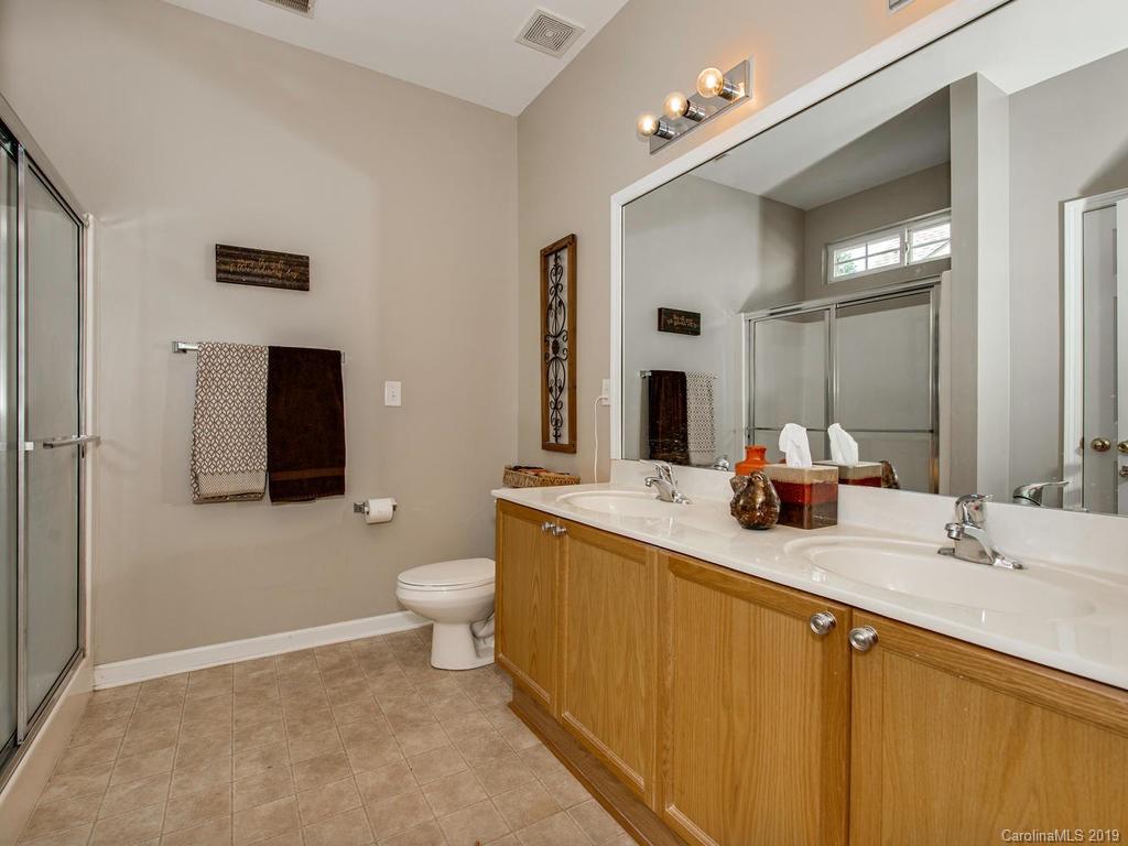 12926 Phillips Road Matthews, NC 28105 - Photo 16 of 26 Gallery Image 16