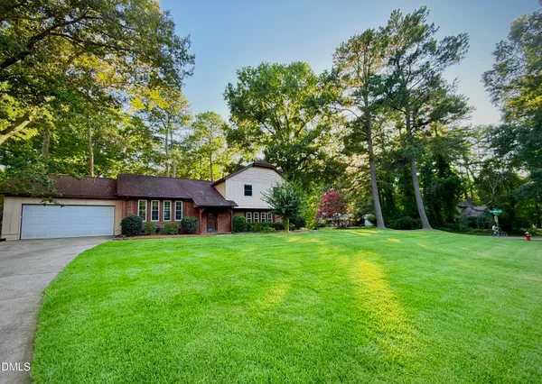 $3,100 | 1214 Wellington Lane, Cary, NC 27511