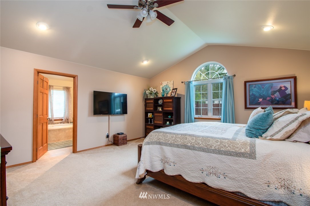 8040 Pipeline Road Sedro-Woolley, WA 98284 - Photo 14 of 25 Gallery Image 14