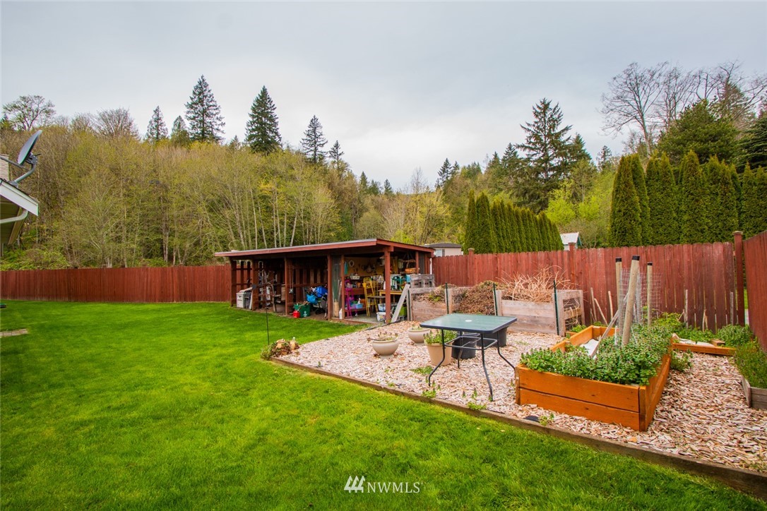 8040 Pipeline Road Sedro-Woolley, WA 98284 - Photo 24 of 25 Gallery Image 24