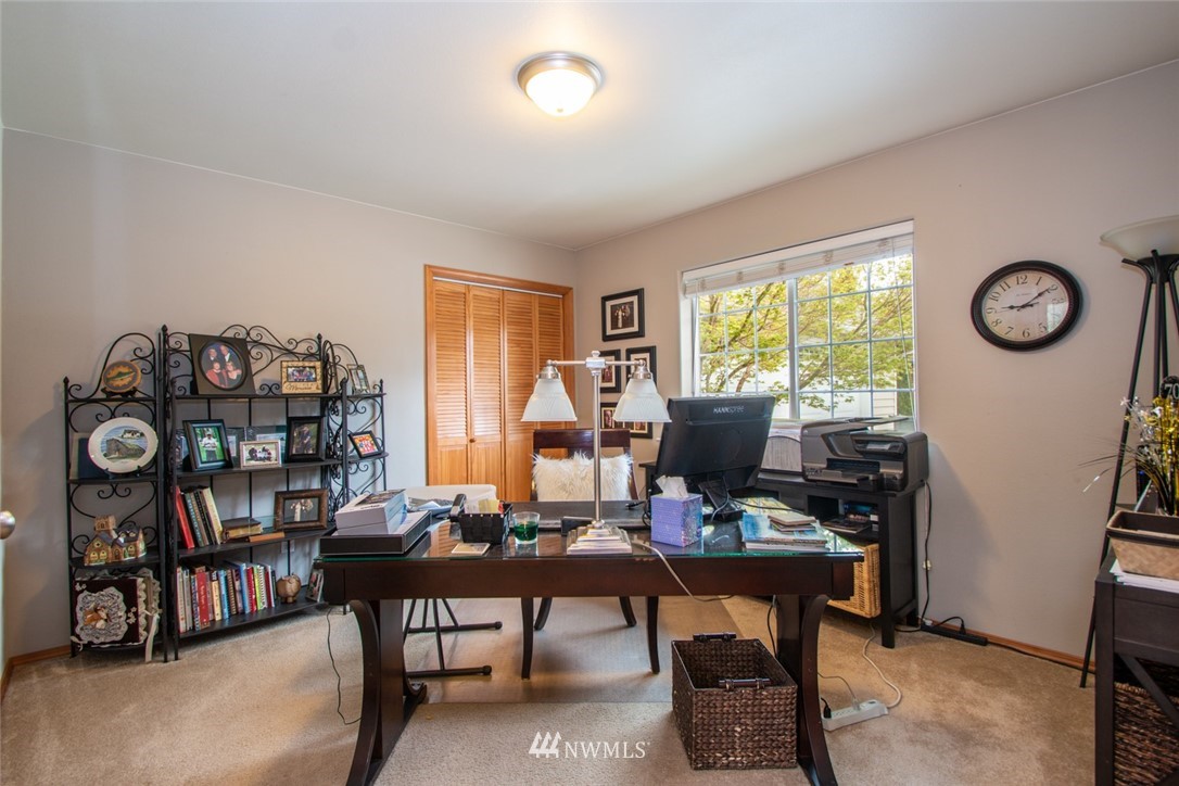 8040 Pipeline Road Sedro-Woolley, WA 98284 - Photo 4 of 25 Gallery Image 4