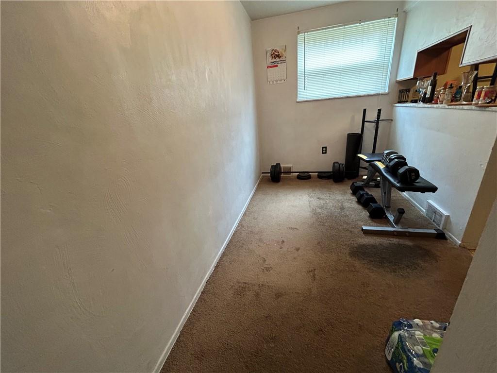 330B Moon Clinton Road, Unit A Coraopolis, PA 15108 - Photo 8 of 18 a view of a room with gym equipment
