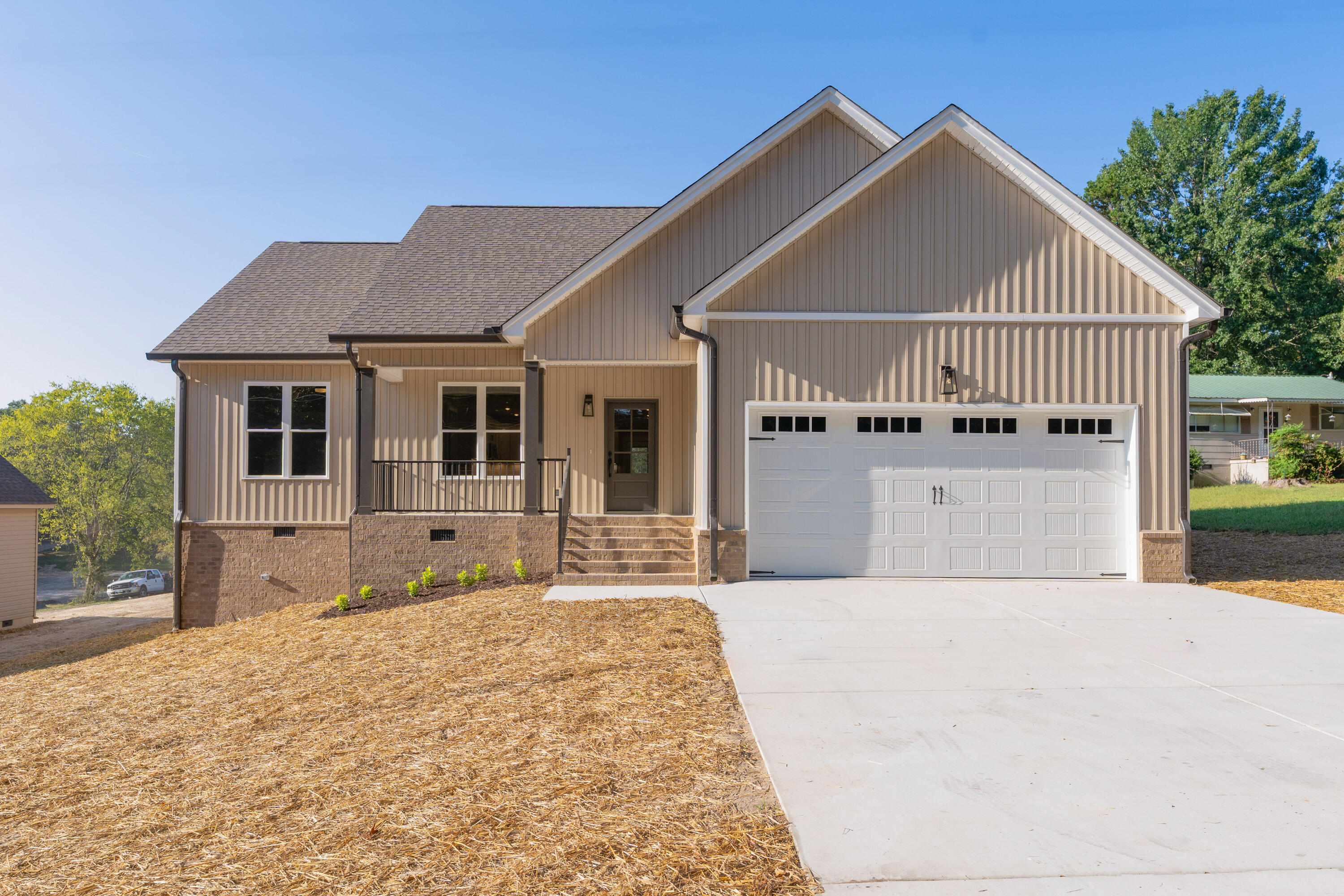 6914 Cooley Road Ooltewah, TN 37363 - Photo 1 of 42 17 - 6914 Cooley - Exterior