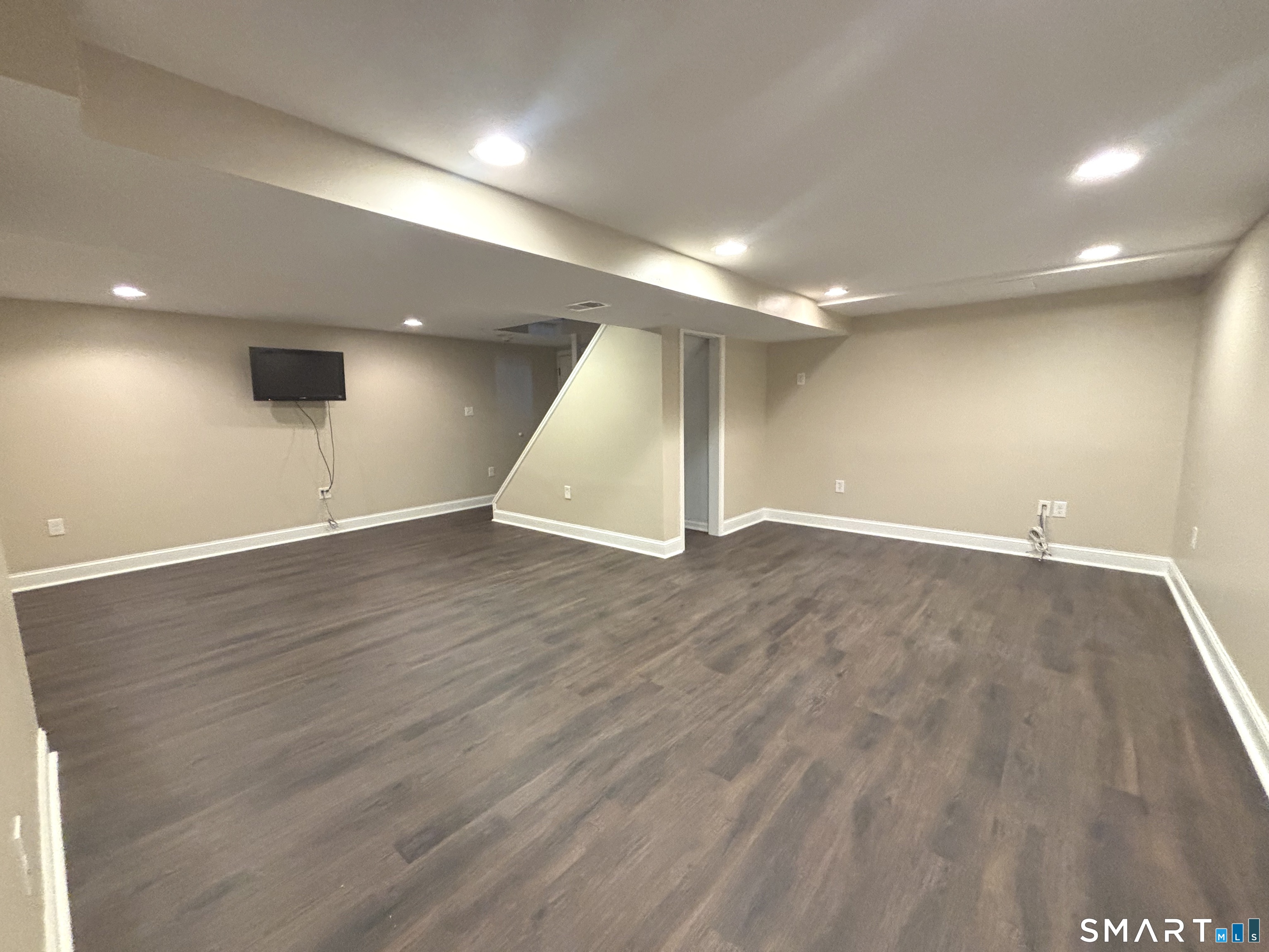 139 Walnut Tree Hill Road Shelton, CT 06484 - Photo 23 of 25