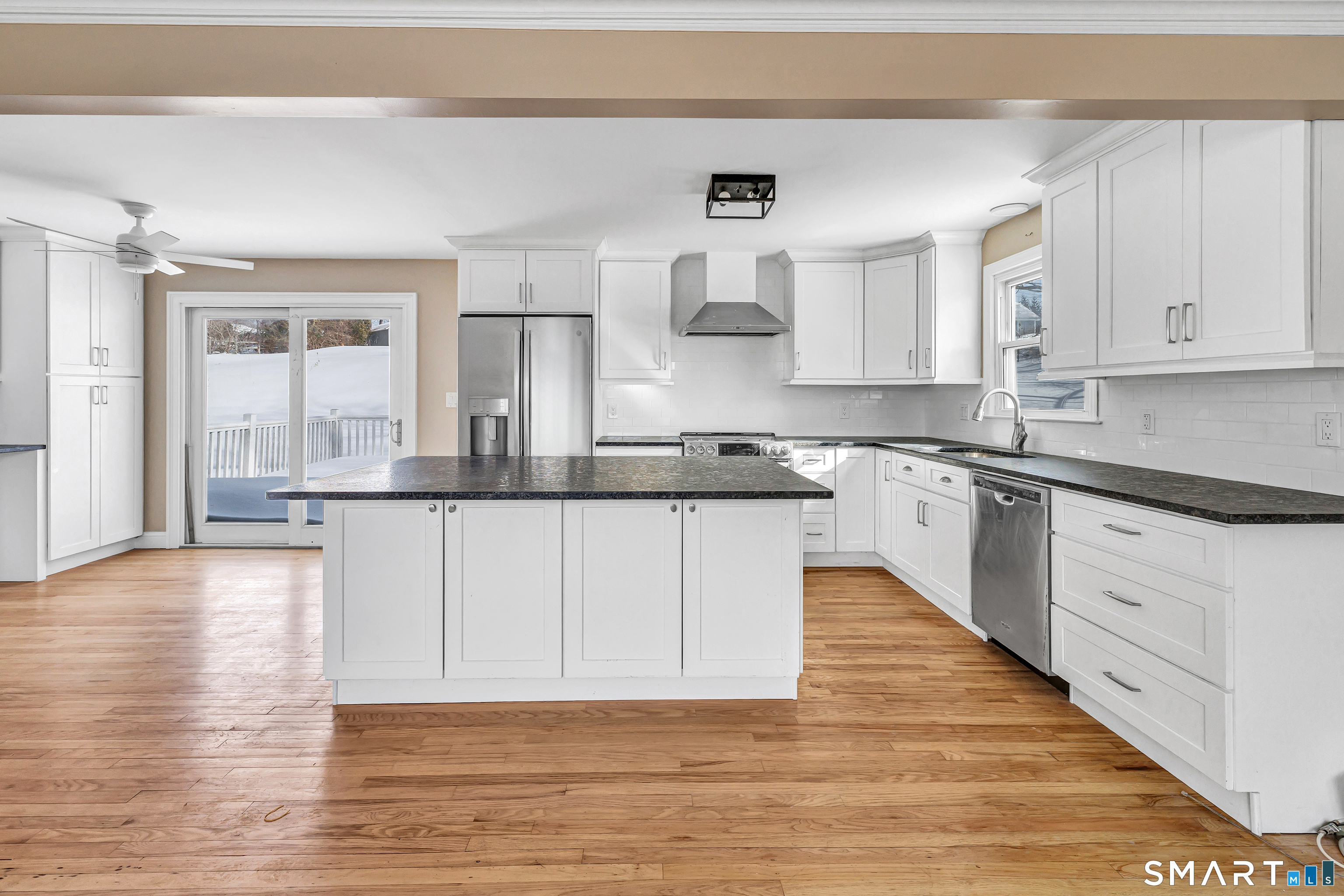 139 Walnut Tree Hill Road Shelton, CT 06484 - Photo 6 of 25