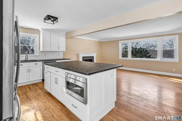 $4,000 | 139 Walnut Tree Hill Road, Shelton, CT 06484