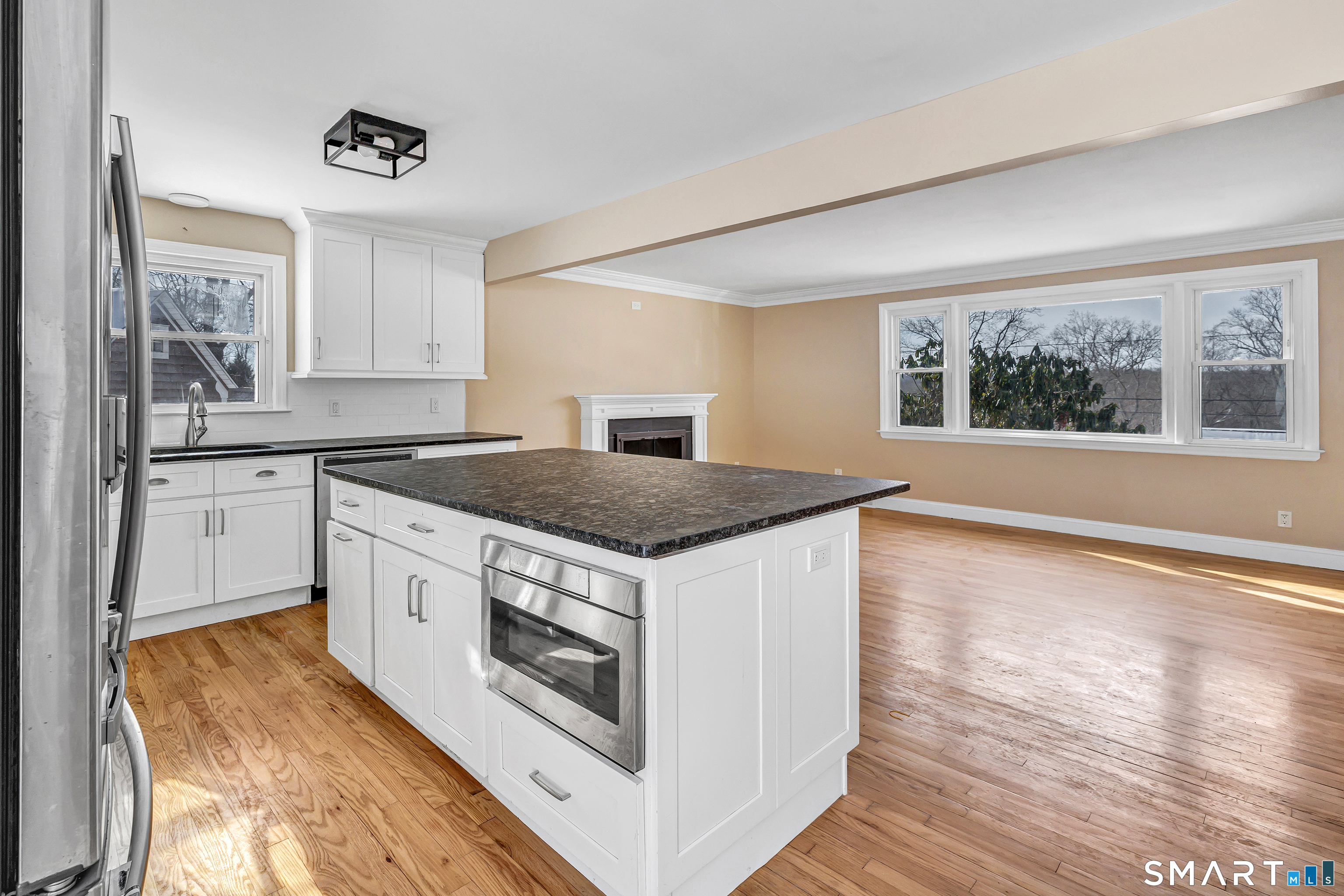 139 Walnut Tree Hill Road Shelton, CT 06484 - Photo 8 of 25