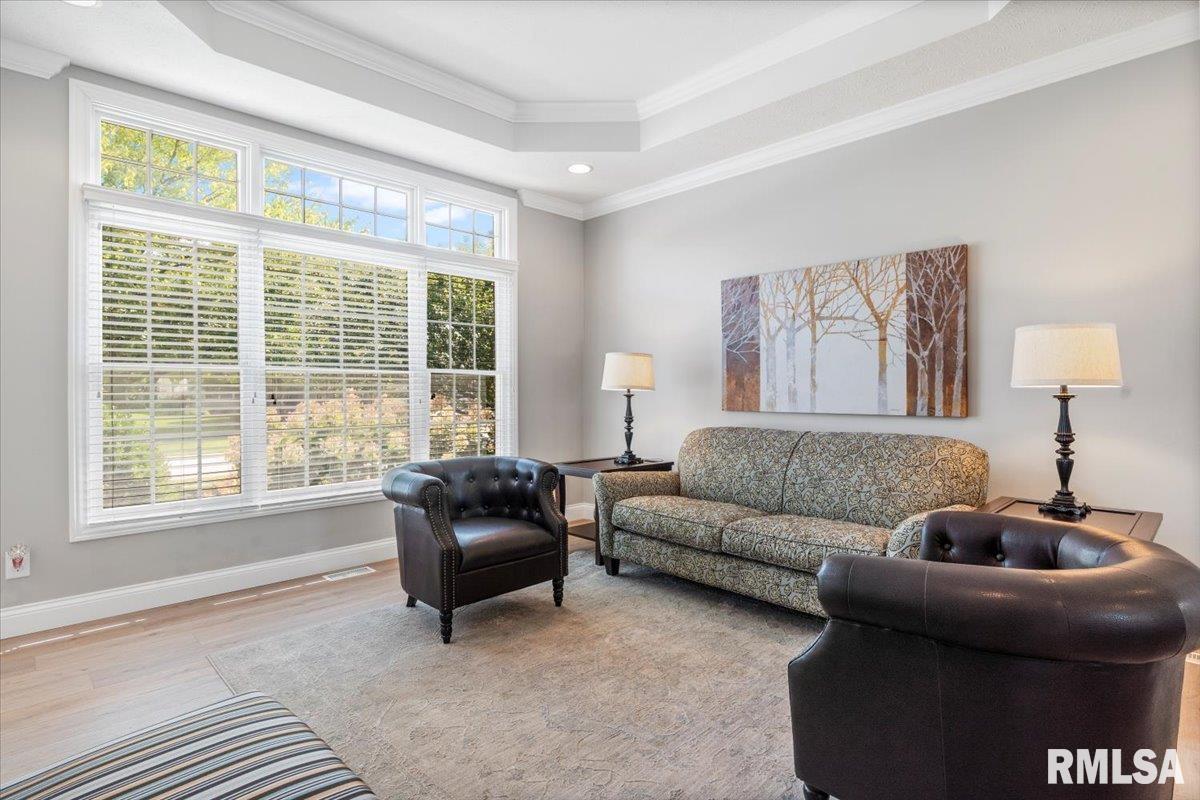 2705 Dickens Drive Springfield, IL 62711 - Photo 12 of 68