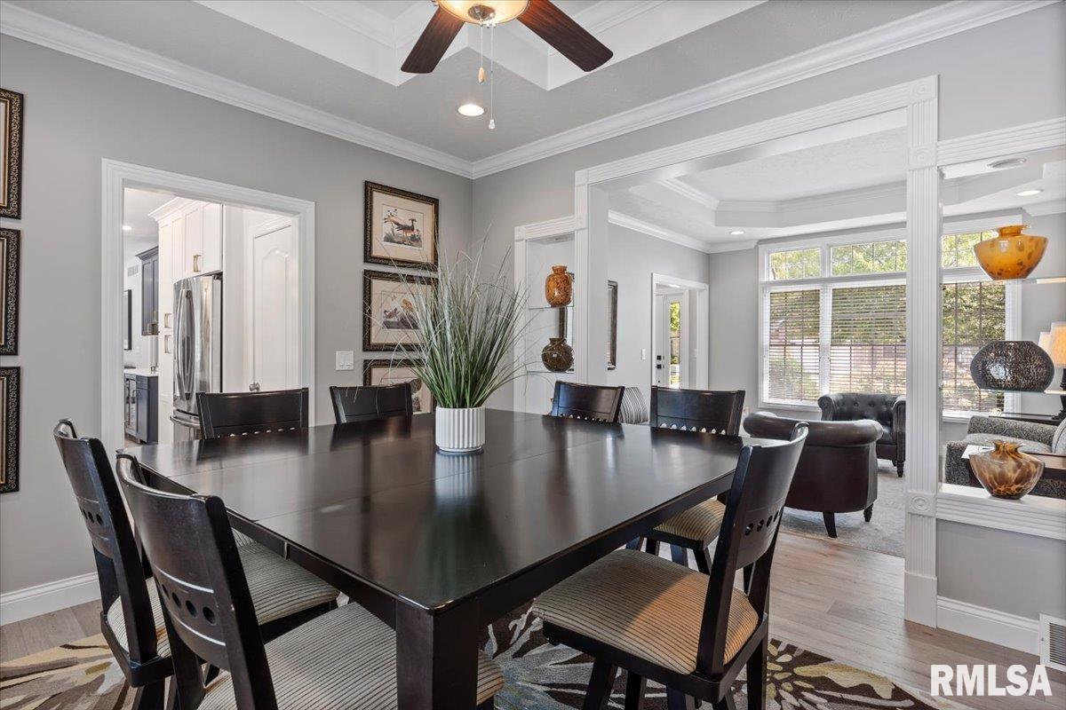 2705 Dickens Drive Springfield, IL 62711 - Photo 14 of 68