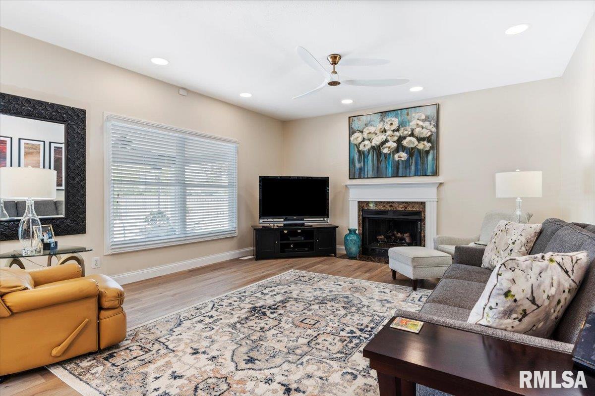 2705 Dickens Drive Springfield, IL 62711 - Photo 16 of 68