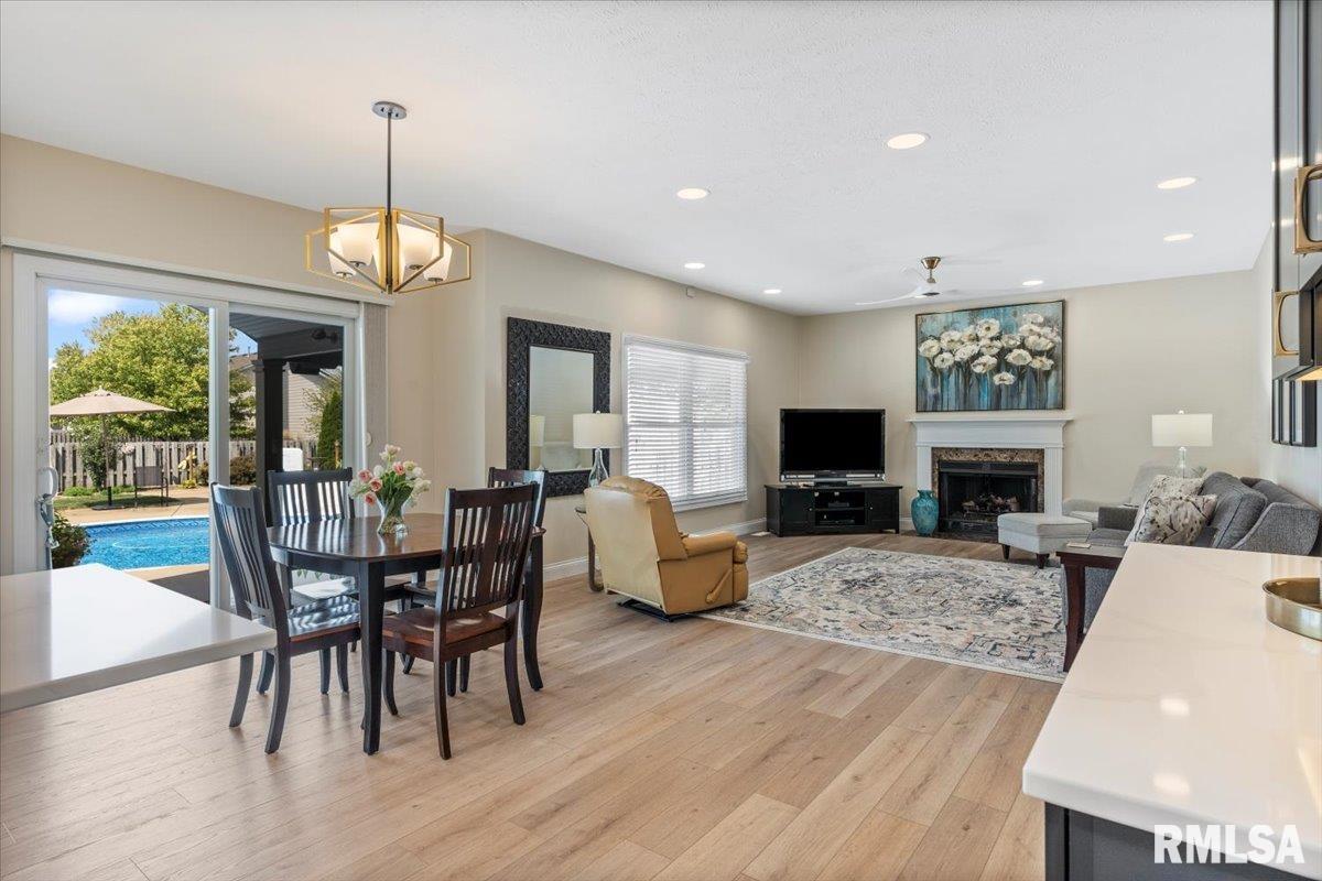 2705 Dickens Drive Springfield, IL 62711 - Photo 20 of 68