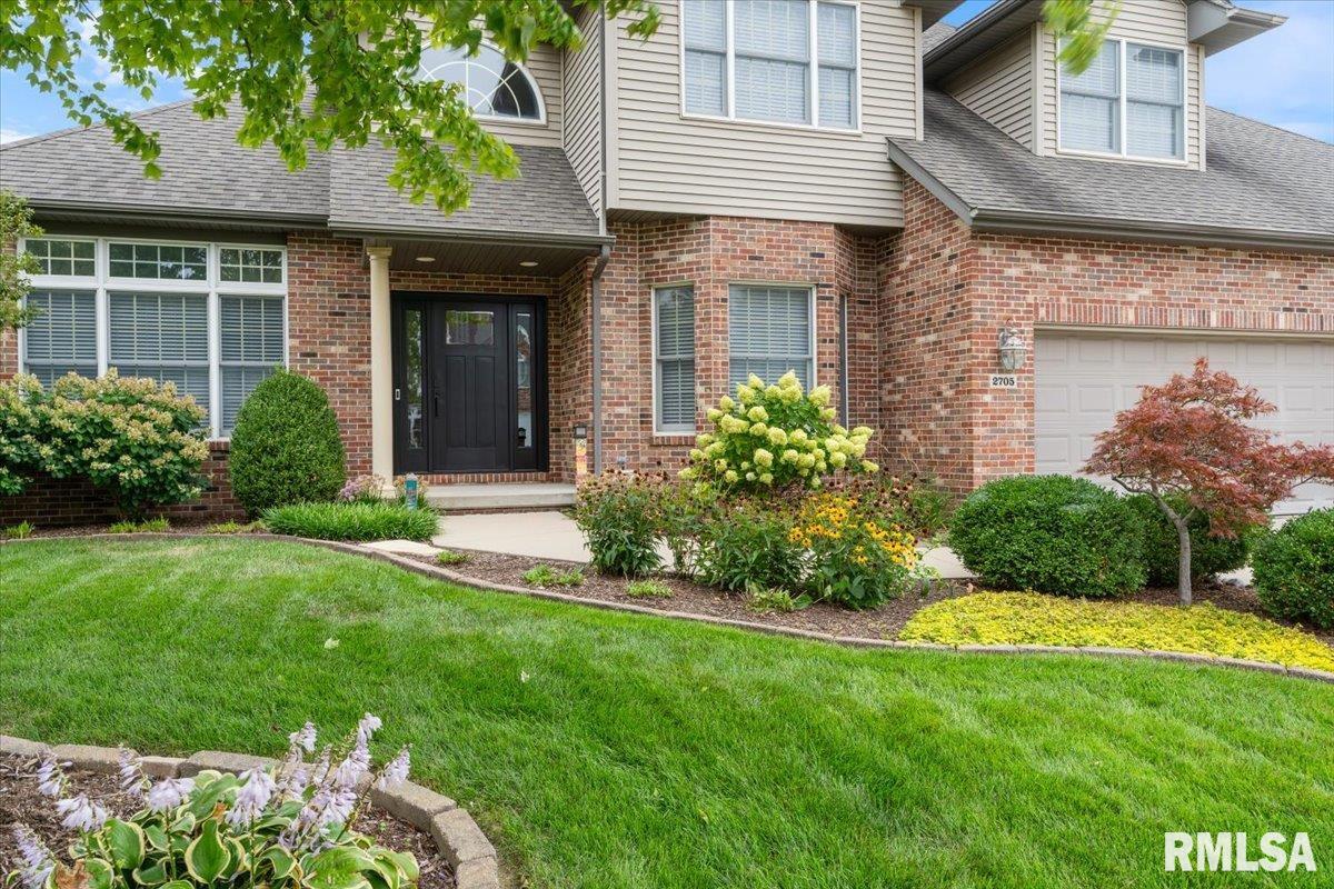 2705 Dickens Drive Springfield, IL 62711 - Photo 2 of 68