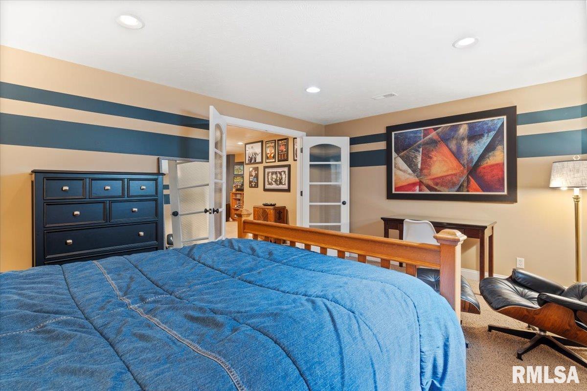 2705 Dickens Drive Springfield, IL 62711 - Photo 42 of 68