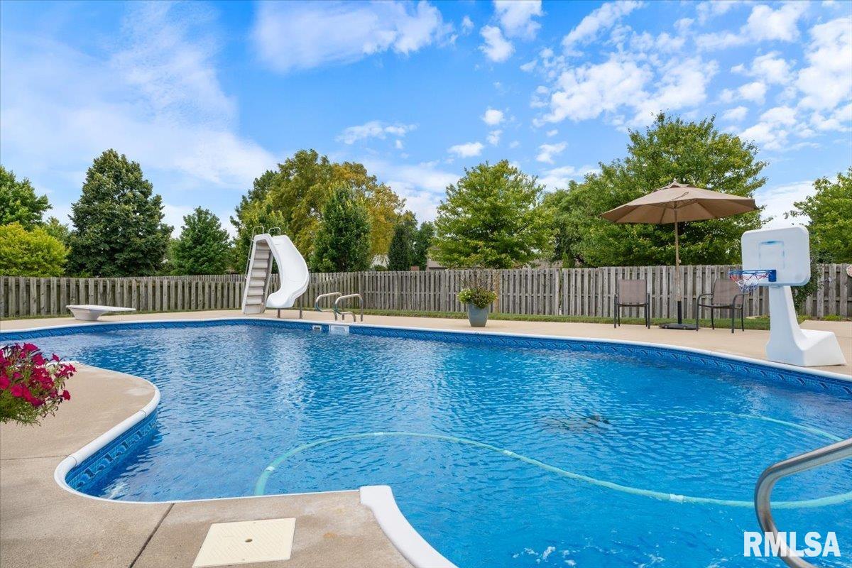 2705 Dickens Drive Springfield, IL 62711 - Photo 58 of 68