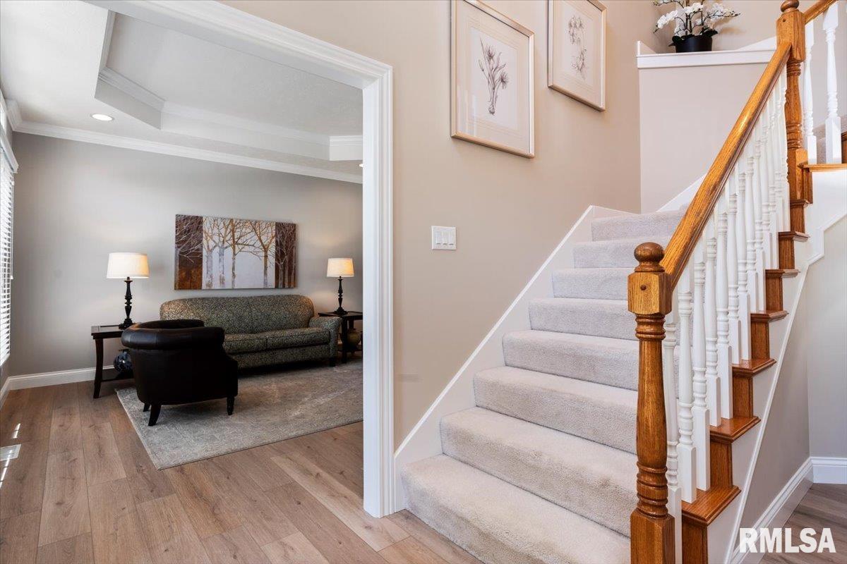 2705 Dickens Drive Springfield, IL 62711 - Photo 8 of 68