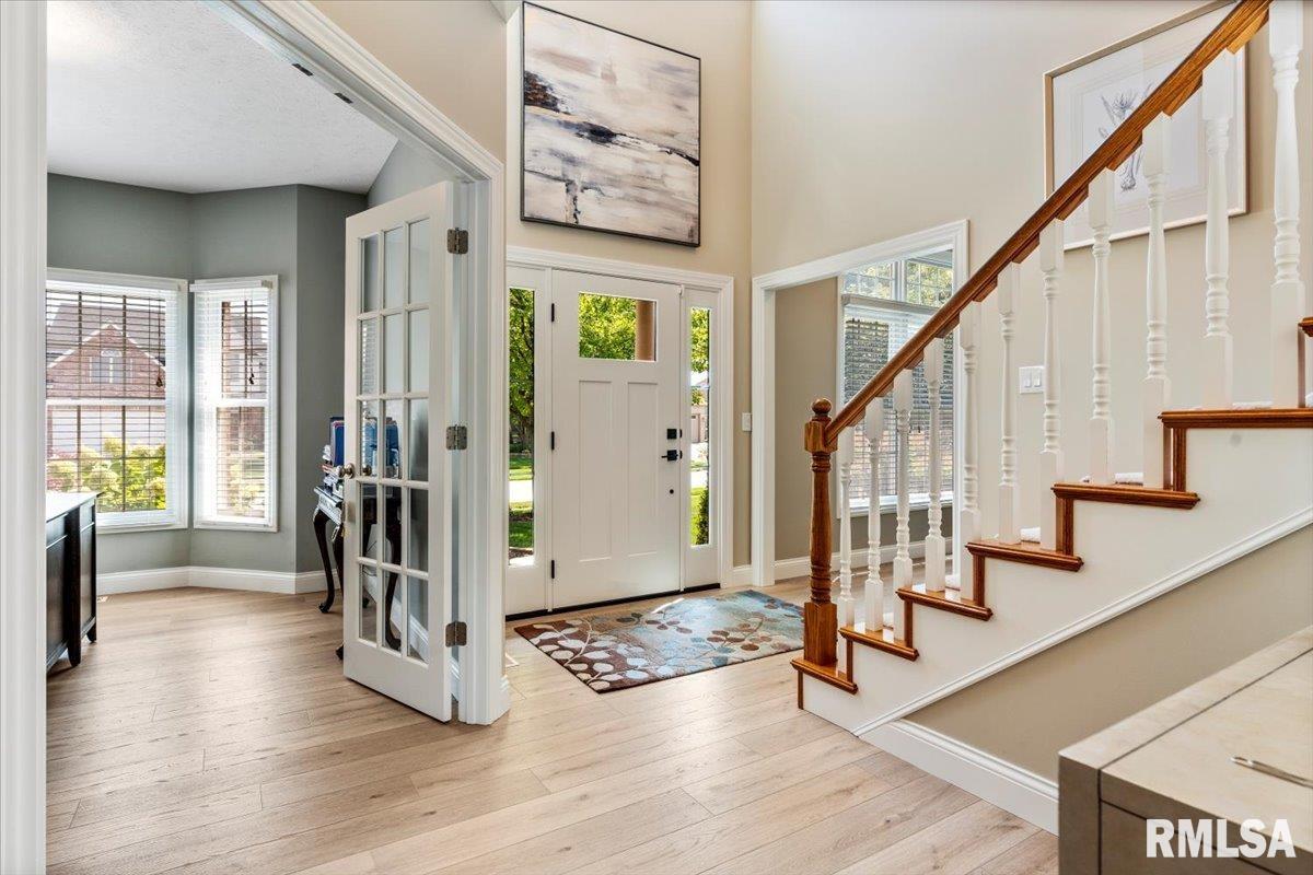 2705 Dickens Drive Springfield, IL 62711 - Photo 9 of 68