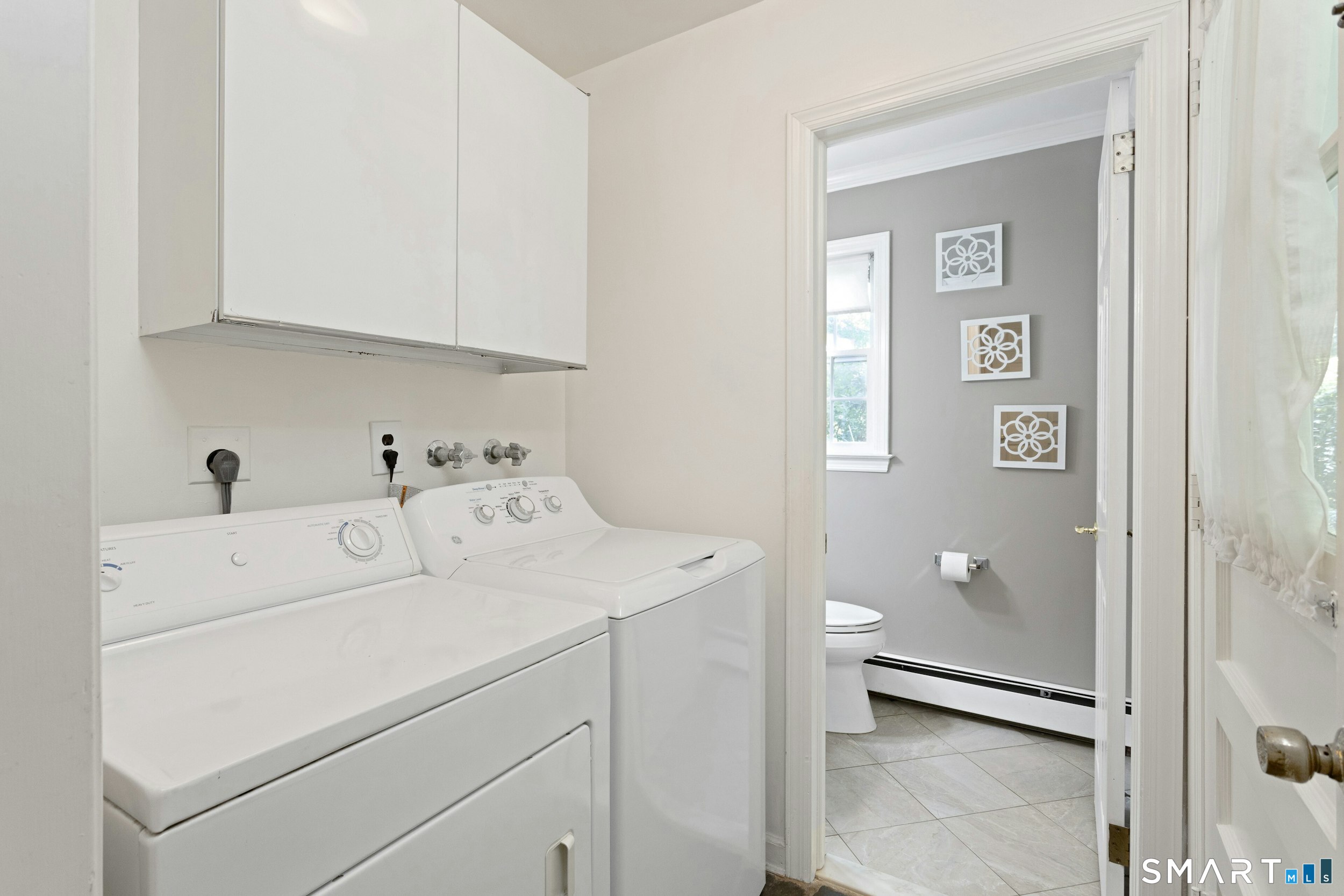 568 Hunting Ridge Road Stamford, CT 06903 - Photo 12 of 26 Gallery Image 12