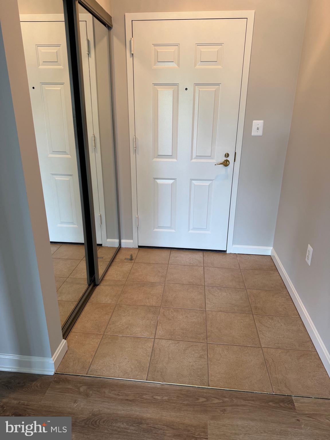 19375 Cypress Ridge Terrace, Unit 404 Leesburg, VA 20176 - Photo 3 of 8 Entry foyer