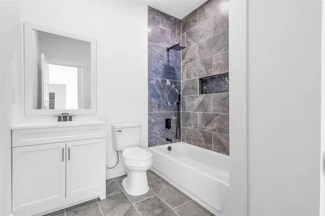 $290,000 | 101 Baker B Ranch Road, Trinidad, TX 75163