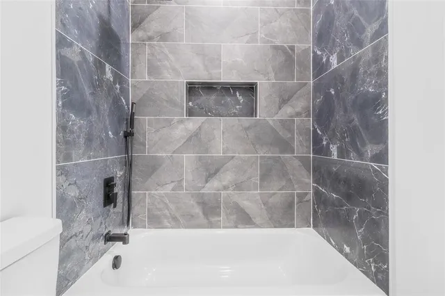 $290,000 | 101 Baker B Ranch Road, Trinidad, TX 75163