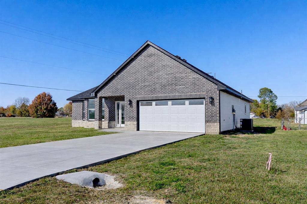 101 Baker B Ranch Road Trinidad, TX 75163 - Photo 2 of 27