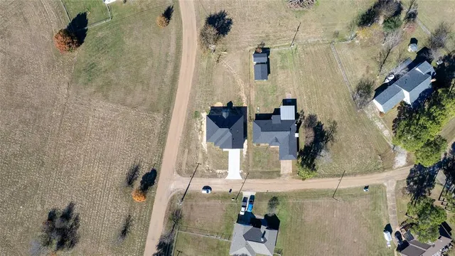 $290,000 | 101 Baker B Ranch Road, Trinidad, TX 75163