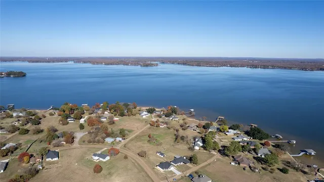 $290,000 | 101 Baker B Ranch Road, Trinidad, TX 75163