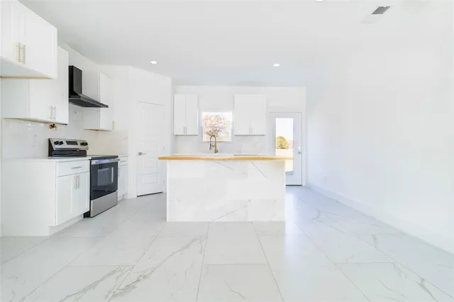 $290,000 | 101 Baker B Ranch Road, Trinidad, TX 75163