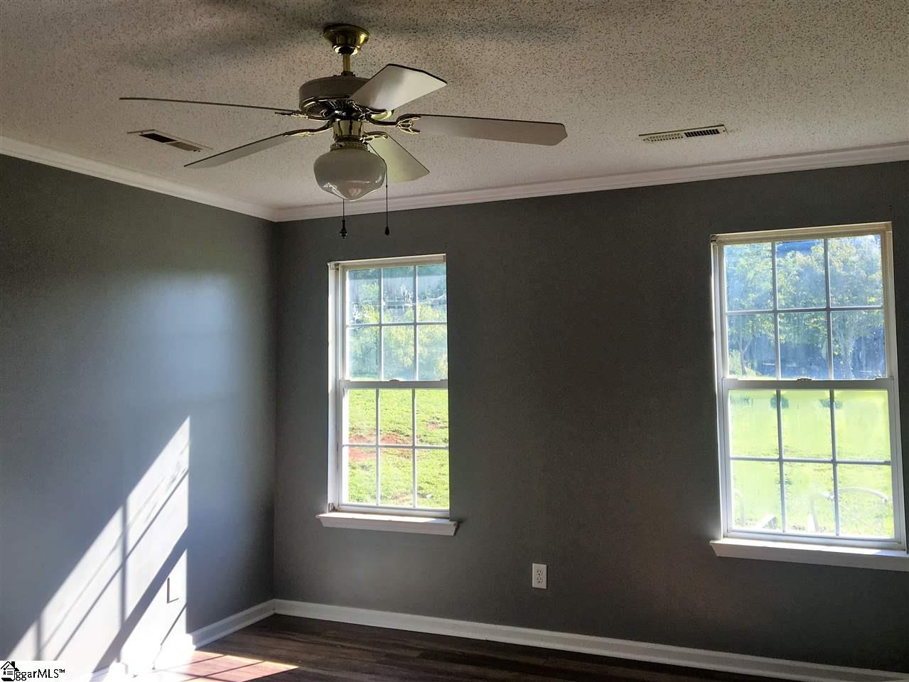 38 Thurston Road Taylors, SC 29687 - Photo 8 of 26 Gallery Image 8