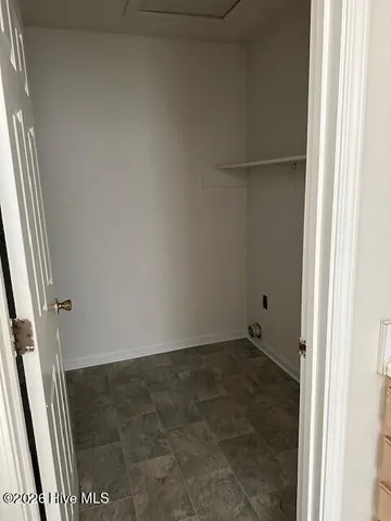 $900 | 2924 West Hills Drive, Unit H, Greenville, NC 27834