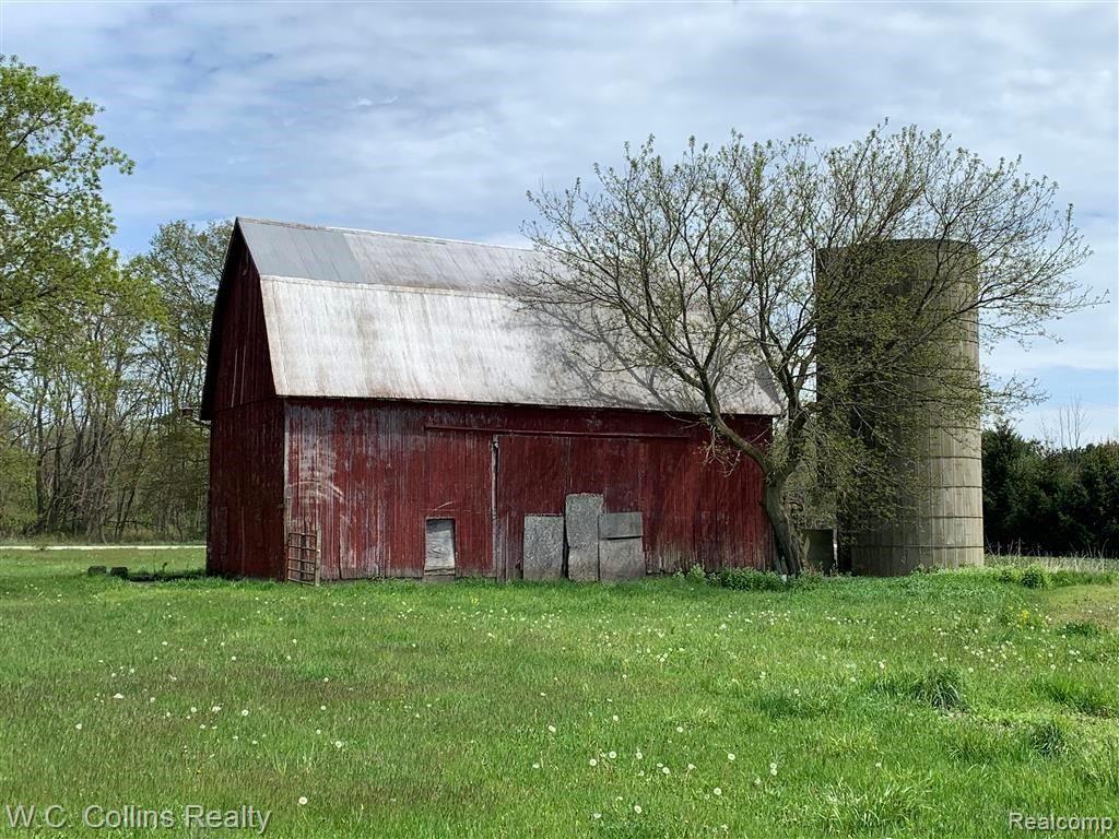 8050 Black River Road Jeddo, MI 48032 - Photo 30 of 31 IMG_3139.JPG