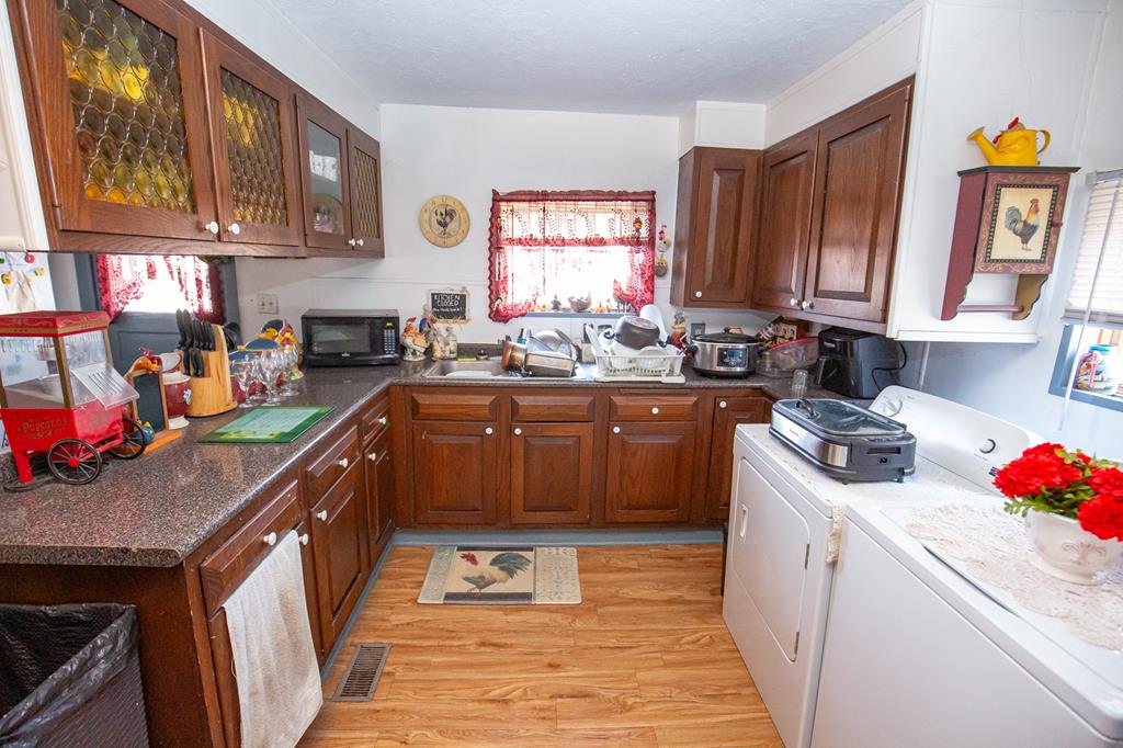 187 West 1st Street Corning, NY 14830 - Photo 16 of 24