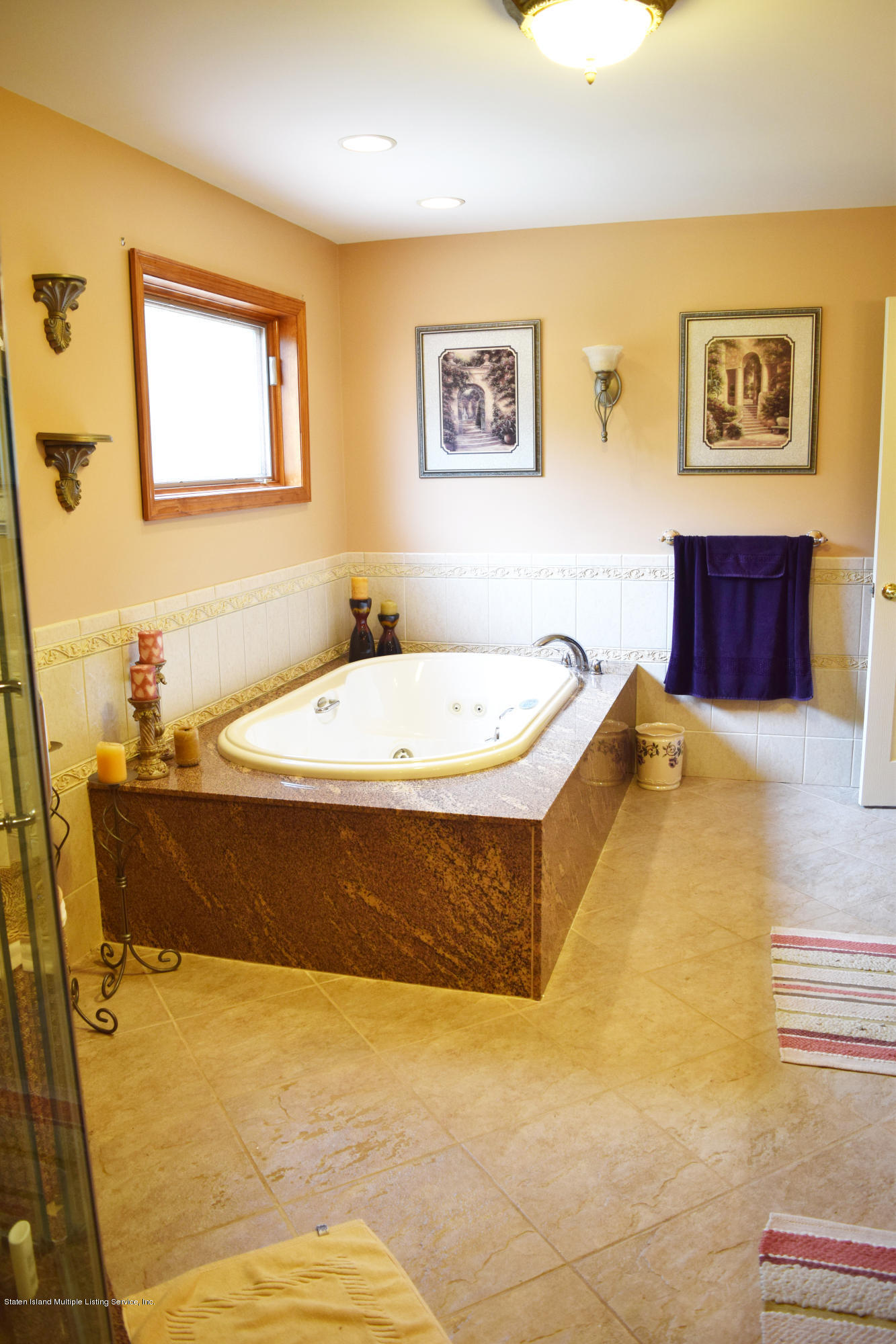 337 St George Road Staten Island, NY 10306 - Photo 17 of 20 Mstr Bth
