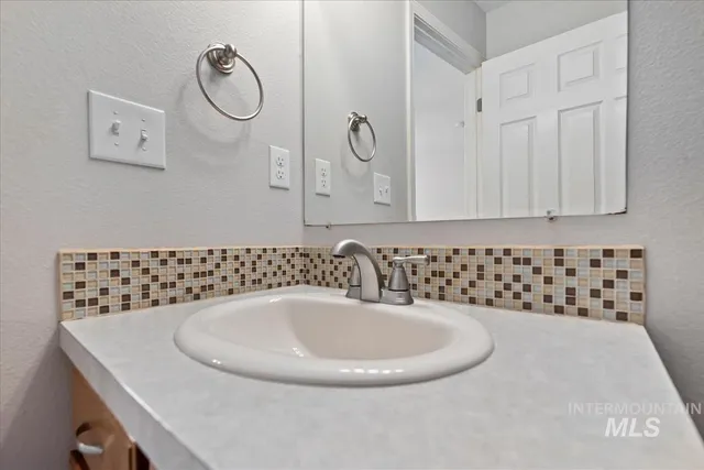 $410,000 | 931 North Maple Creek Avenue, Meridian, ID 83642