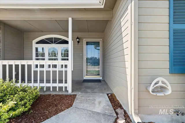 $410,000 | 931 North Maple Creek Avenue, Meridian, ID 83642