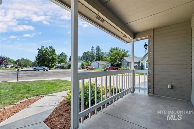 $410,000 | 931 North Maple Creek Avenue, Meridian, ID 83642