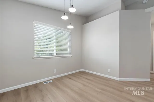 $410,000 | 931 North Maple Creek Avenue, Meridian, ID 83642