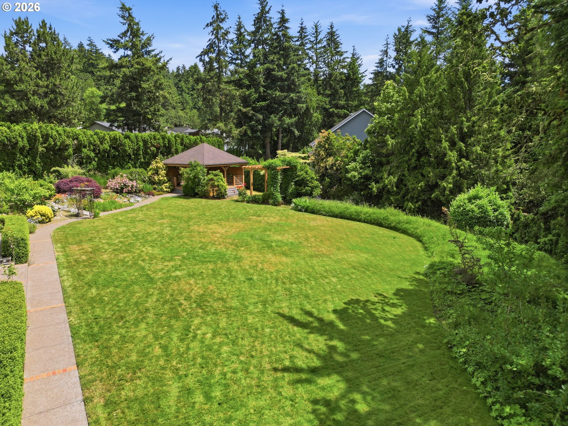 3915 North Shasta Loop Eugene, OR 97405 - Photo 6 of 48