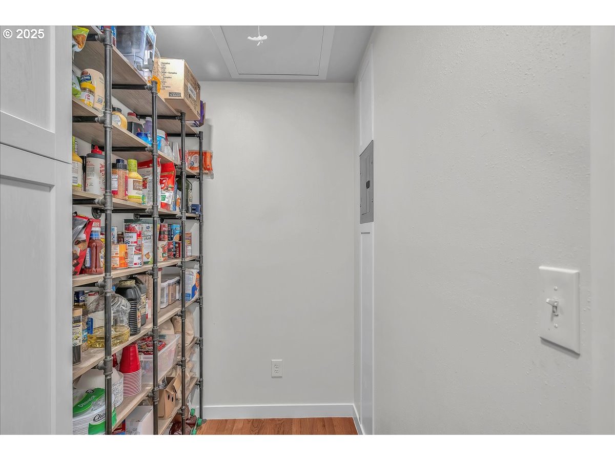 19448 Southwest Scholls Ferry Road Beaverton, OR 97007 - Photo 17 of 45 a room with lots of books