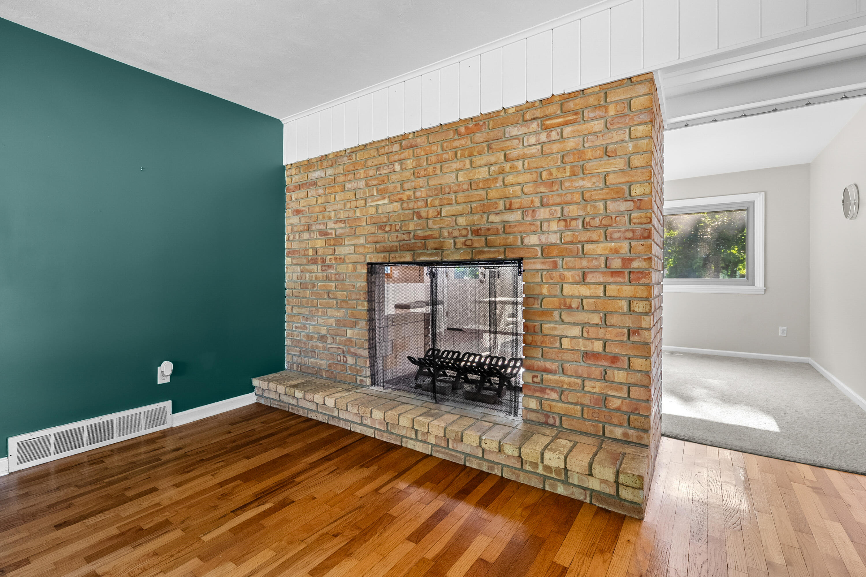 907 East Street Three Rivers, MI 49093 - Photo 7 of 31 East St 907 Three Rivers 49093-6