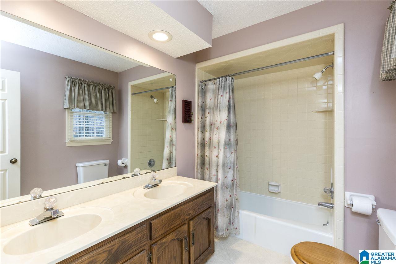 815 Riverchase Parkway West Birmingham, AL 35244 - Photo 40 of 50
