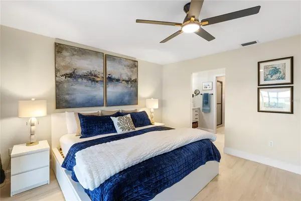 $3,700 | 3887 Catalina Drive, Bradenton, FL 34210