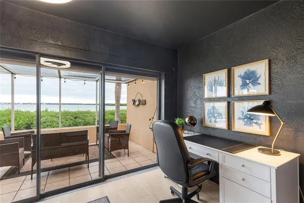 $3,700 | 3887 Catalina Drive, Bradenton, FL 34210