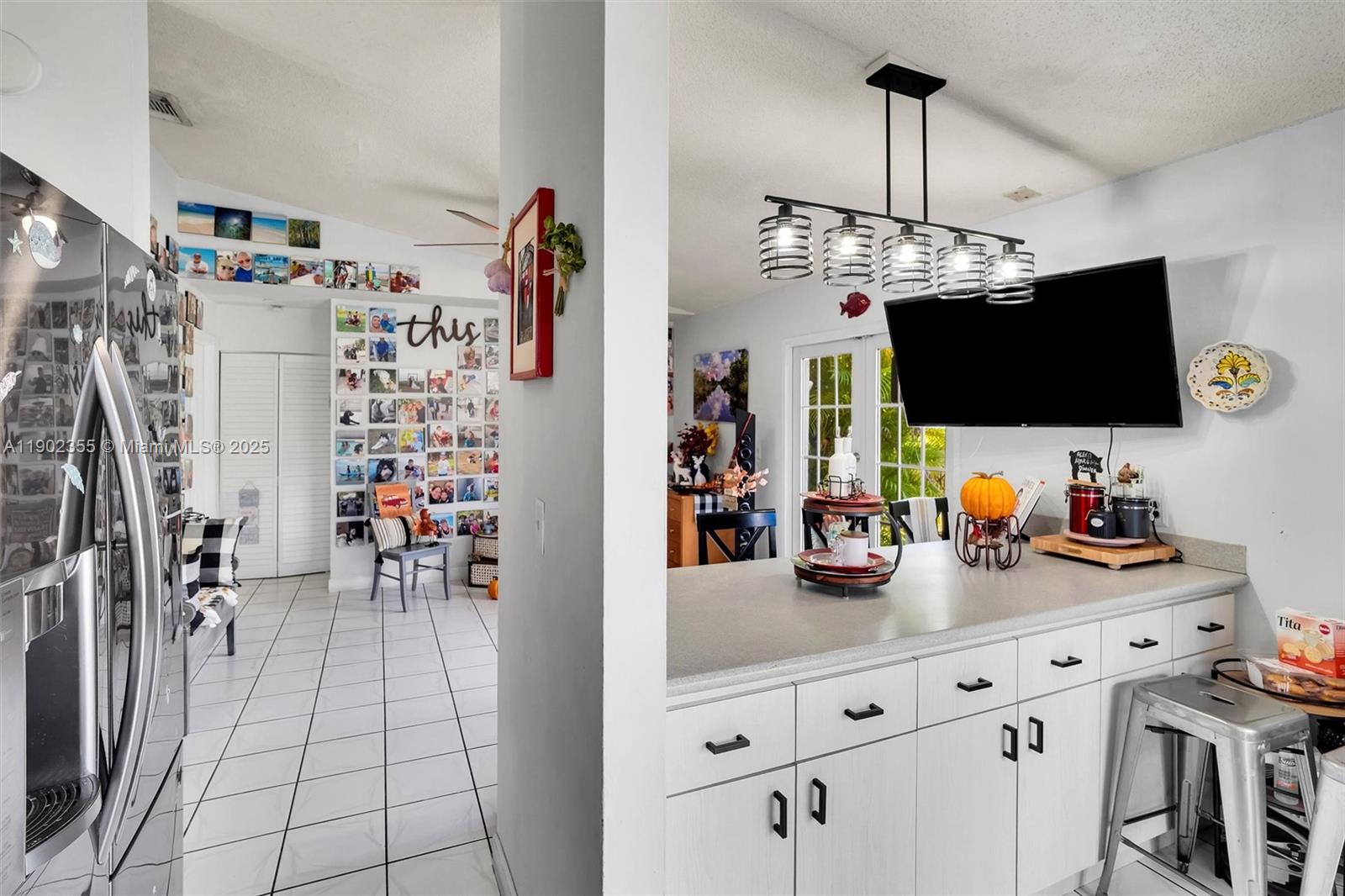 11035 Southwest 148th Place Miami, FL 33196 - Photo 13 of 48