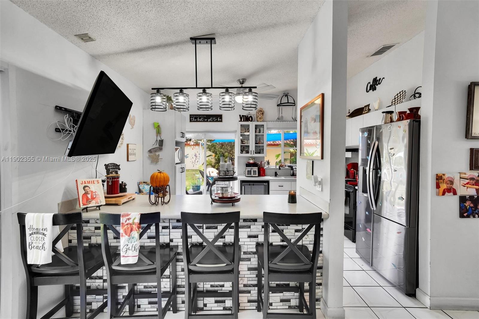 11035 Southwest 148th Place Miami, FL 33196 - Photo 14 of 48