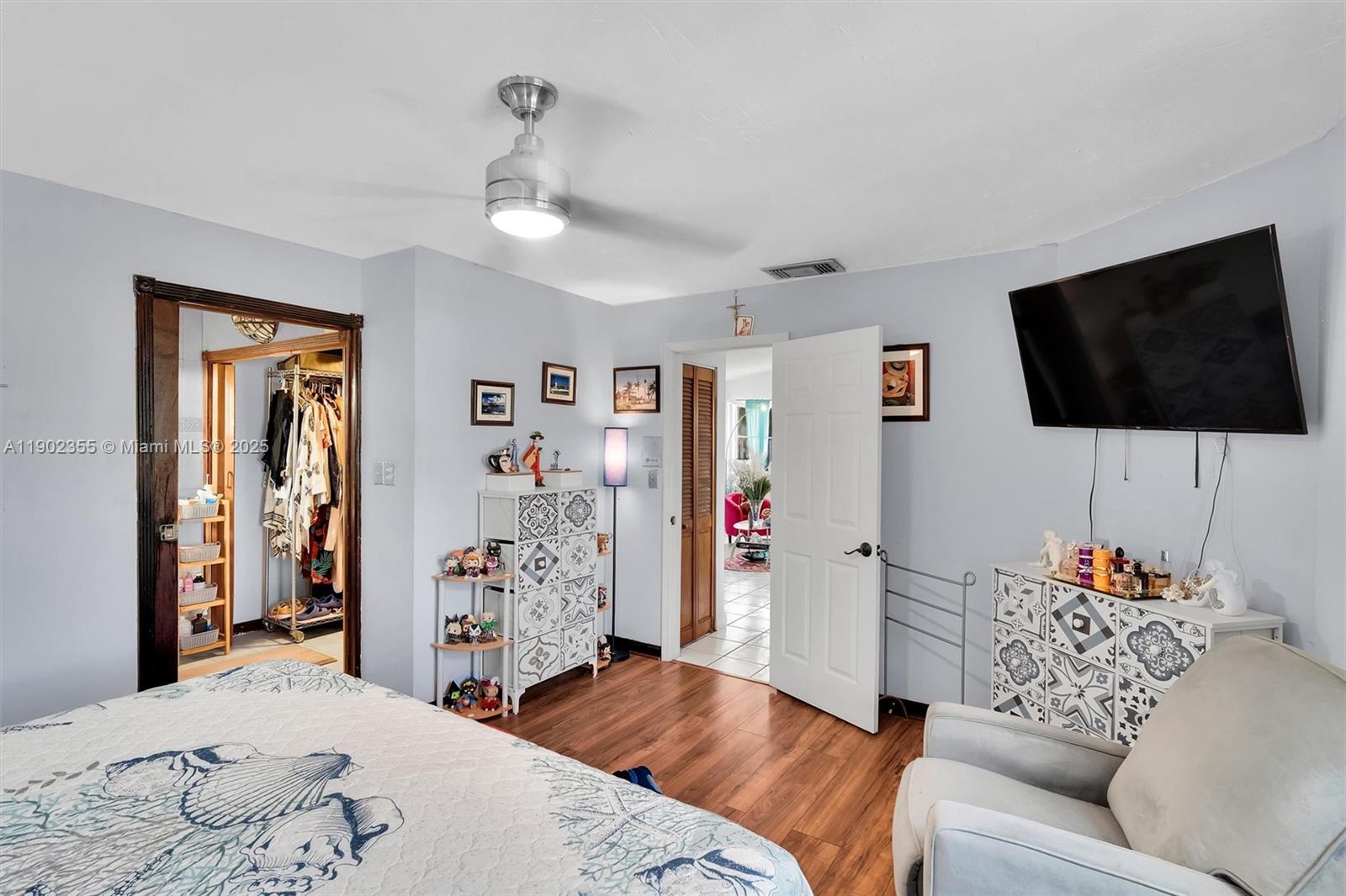 11035 Southwest 148th Place Miami, FL 33196 - Photo 18 of 48